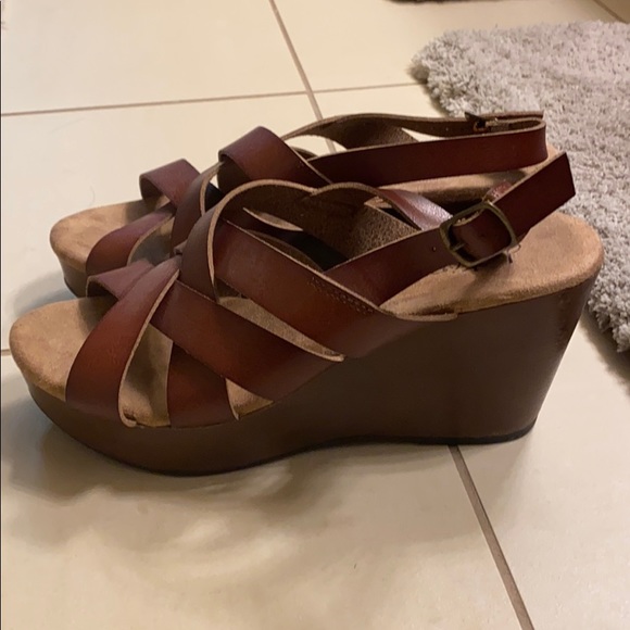 Day trip wedge sandals from the buckle - Picture 1 of 2